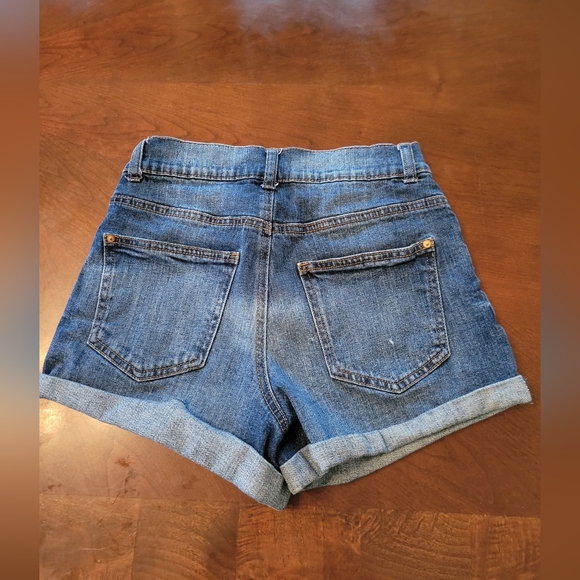 Super Flattering High Rise!! - Picture 2 of 3